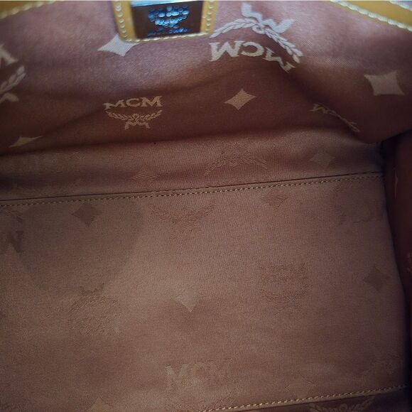 MCM Doctor Bag Brown - Picture 9 of 16